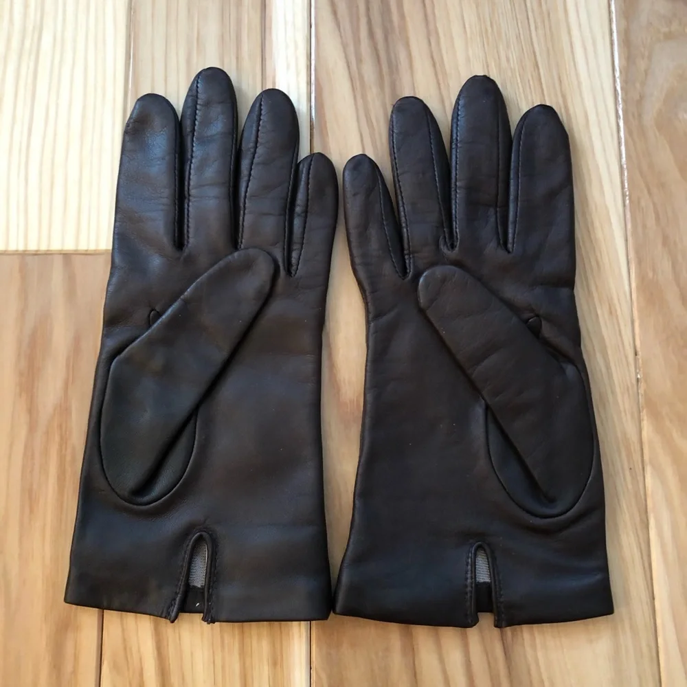 Bloomingdale’s Brown Leather Gloves